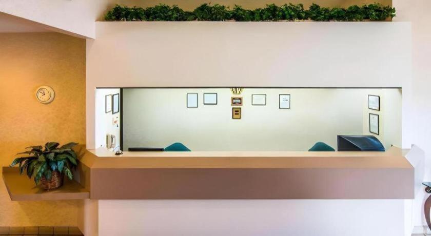 Rodeway Inn Salem Zewnętrze zdjęcie
